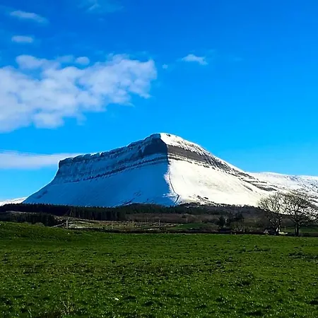 Bed & Breakfast Lissadell 3*